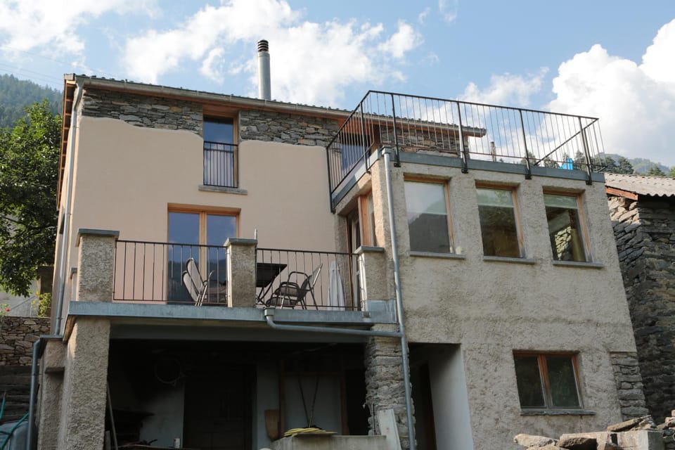 Property building, Facade/entrance