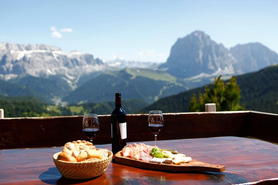 View (from property/room), Food, Drinks