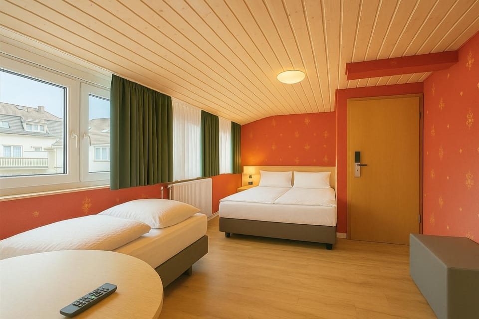 Bed, Photo of the whole room