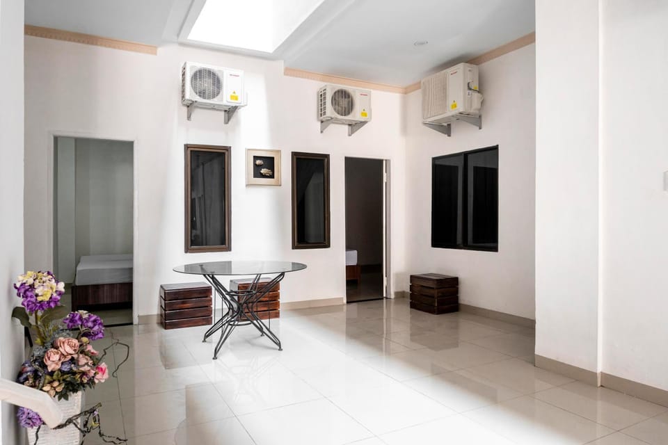 Lobby or reception, Breakfast