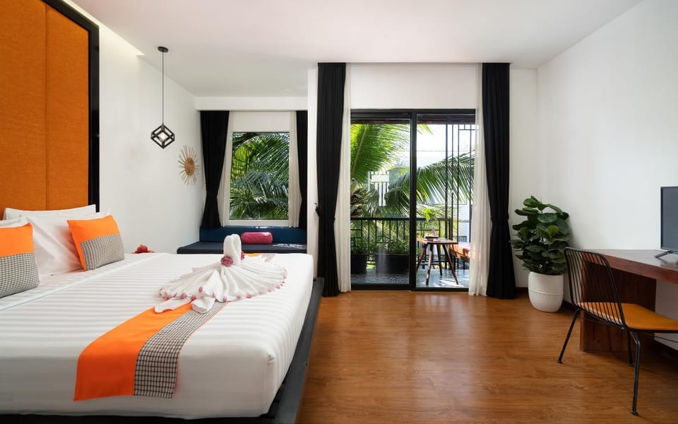 Bed, TV and multimedia, View (from property/room), Balcony/Terrace, Photo of the whole room, Seating area, Dining area, Bedroom