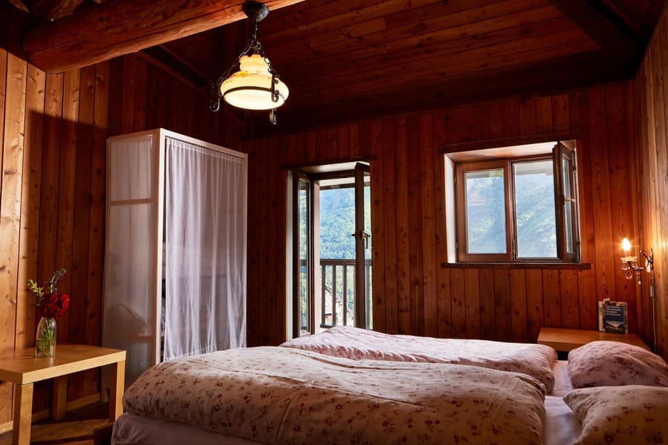 Wild Valley Tiny Escape House in Canton of Ticino