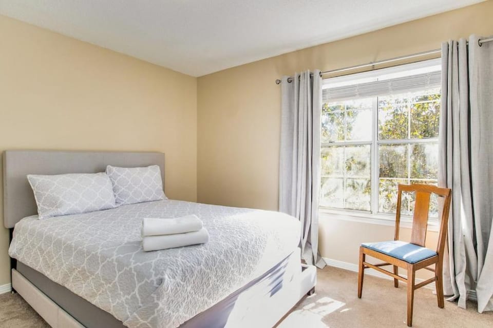 Emerald Coast Vacation Station Apartment in Pensacola