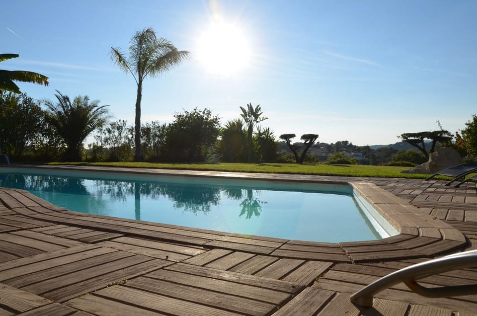 Property building, Garden, Garden view, Mountain view, Pool view, Swimming pool