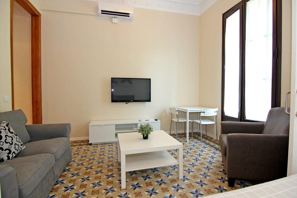 TV and multimedia, Seating area