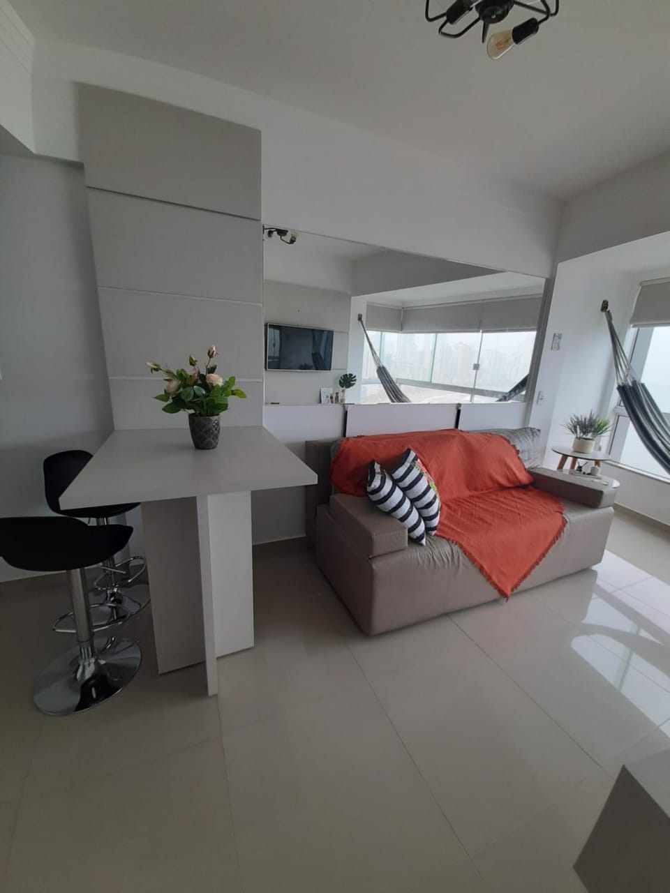 Apto com vista deslumbrante, com piscina e garagem! Apartment in Balneário Camboriú