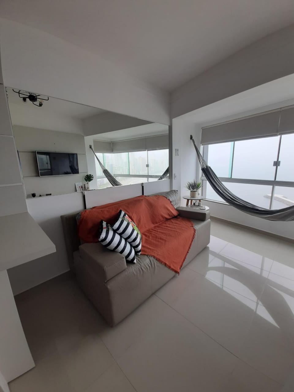 Apto com vista deslumbrante, com piscina e garagem! Apartment in Balneário Camboriú