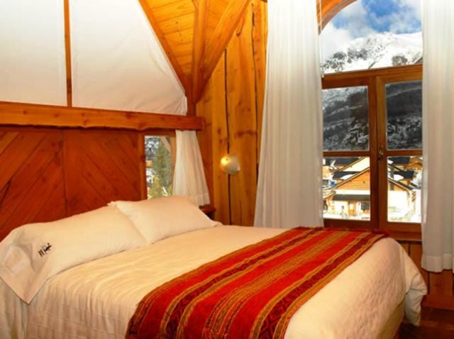 Bed, Winter, Bedroom