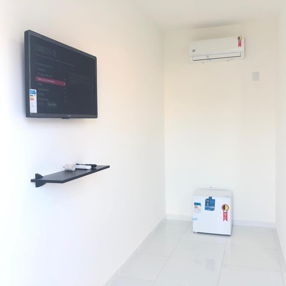 TV and multimedia, oven, air conditioner