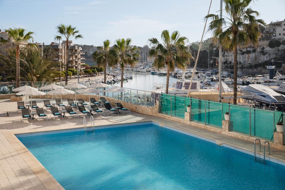 Day, Pool view, Swimming pool