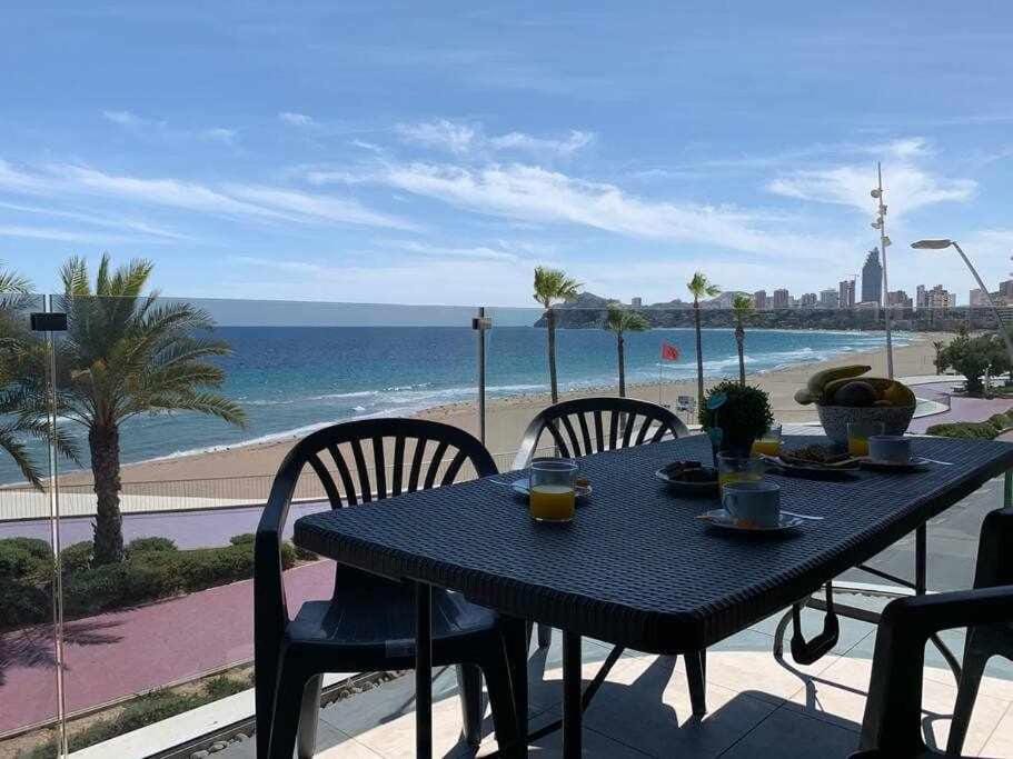 Apartamento de lujo en primera linea de playa Apartment in Benidorm