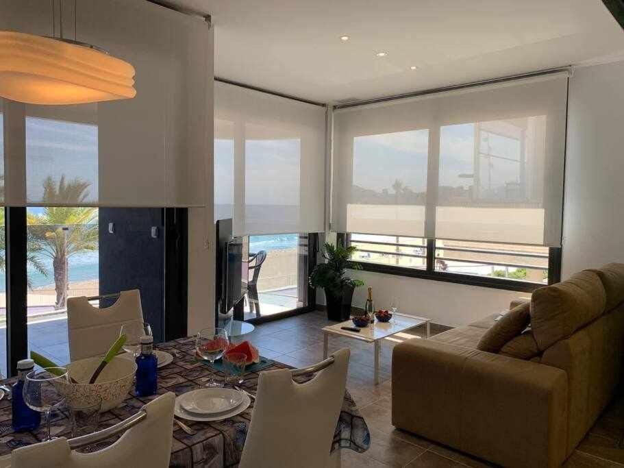Apartamento de lujo en primera linea de playa Apartment in Benidorm