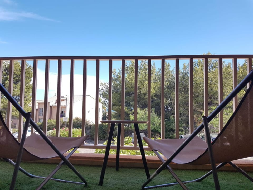 T2 Bandol idéal vacances 2 étoiles Apartment in French Riviera