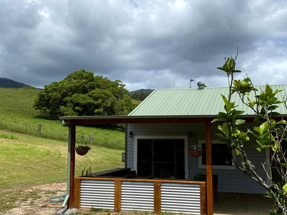 Patio, Facade/entrance