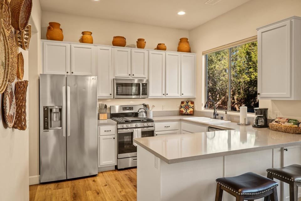 Luxury Sedona Living Remodeled with Red Rock Views! House in Sedona