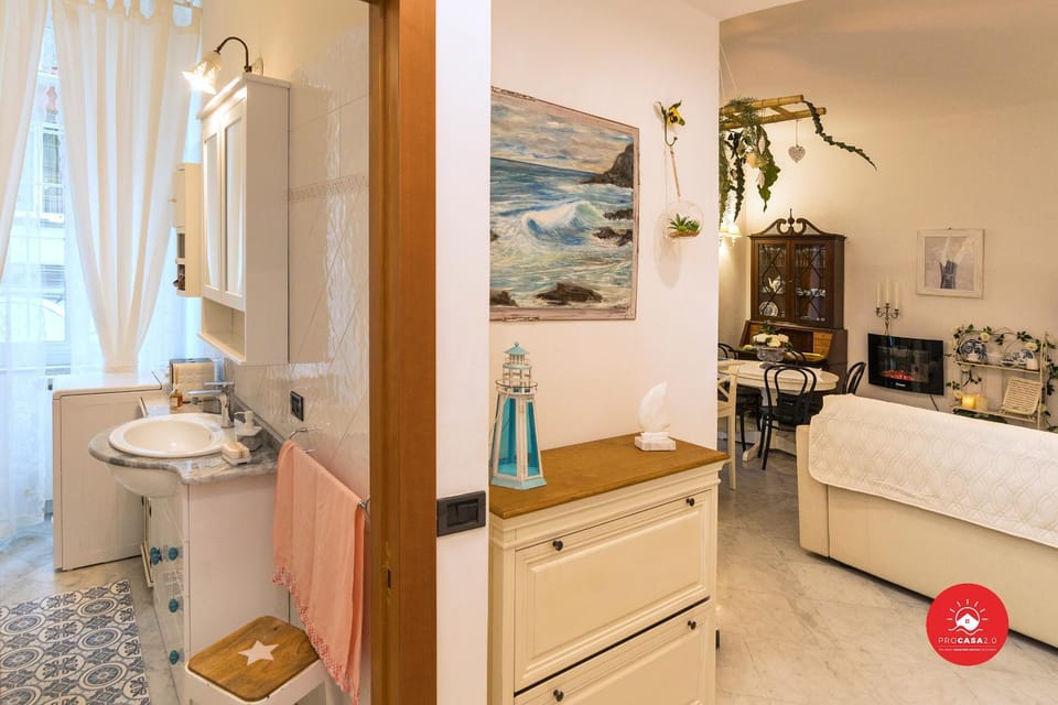Bathroom, Photo of the whole room