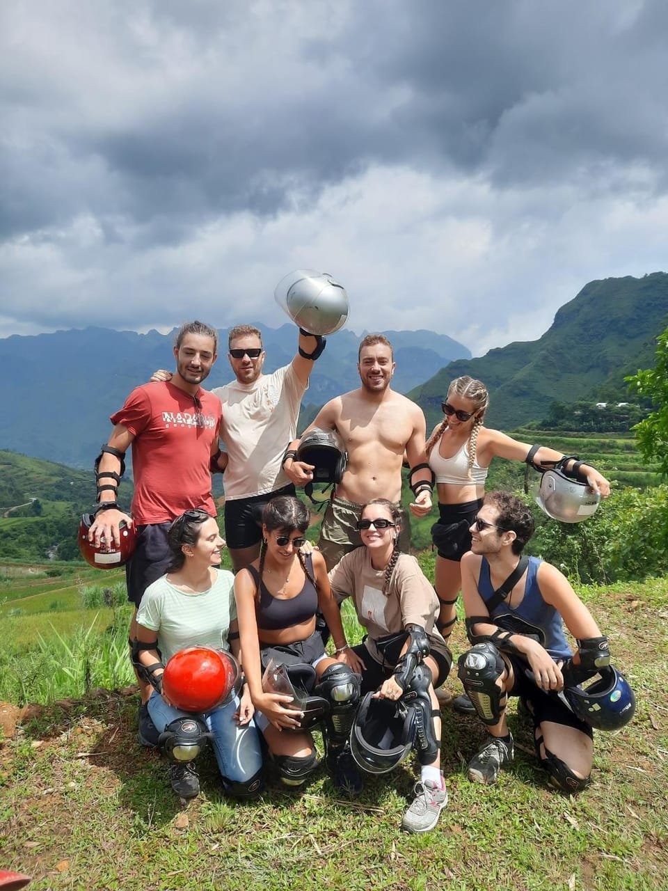 Day, Natural landscape, Mountain view, group of guests