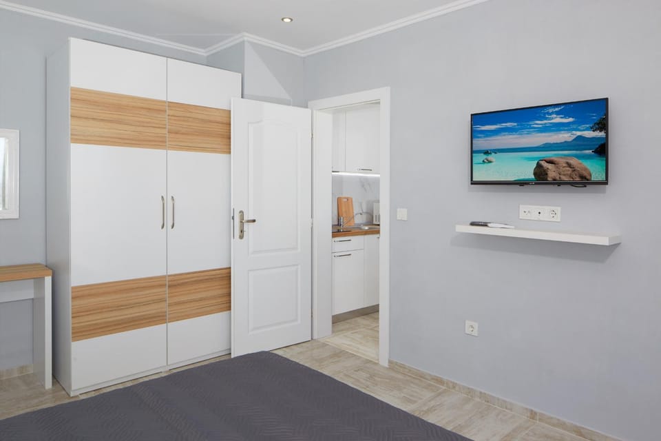 TV and multimedia, Bedroom