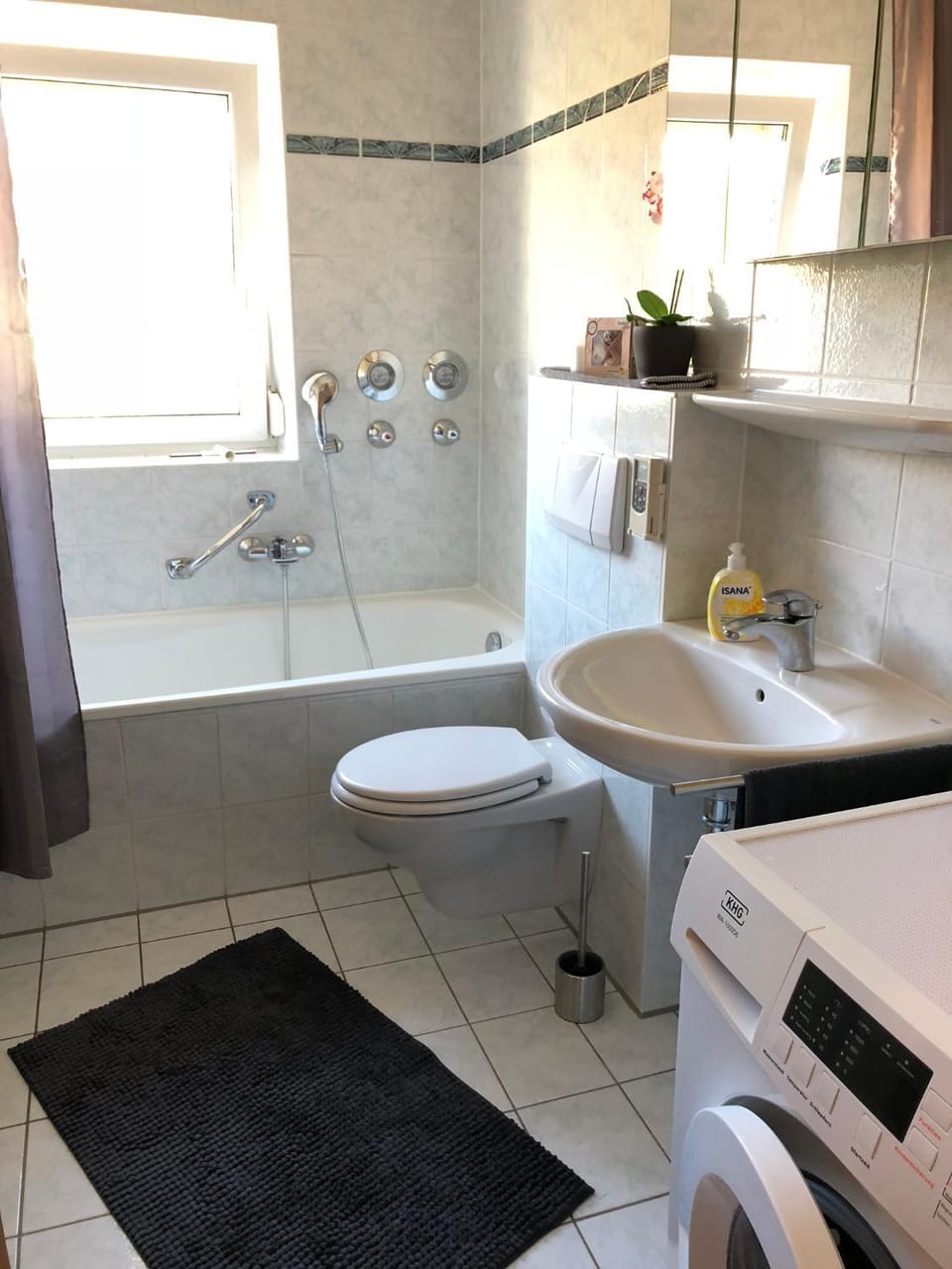 2 Zimmer Wohnung mit Balkon - Nähe Messe Apartment in Bavaria