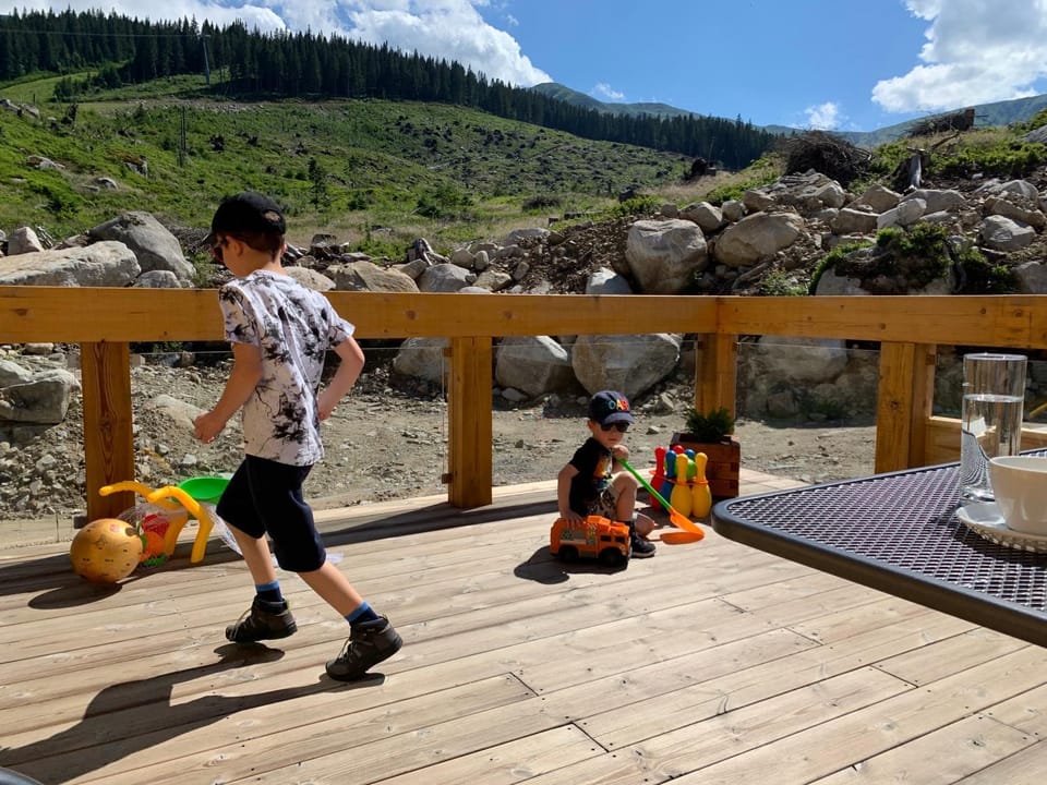 Balcony/Terrace, Kids's club, Mountain view, Family
