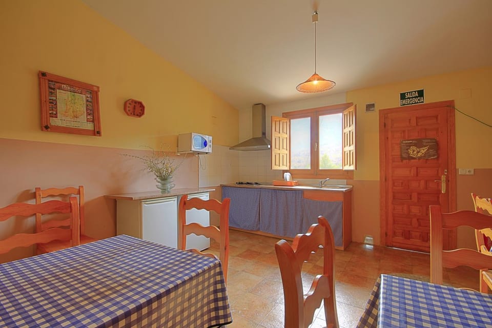 Albergue Barranc de la Serra Hostel in Aragon