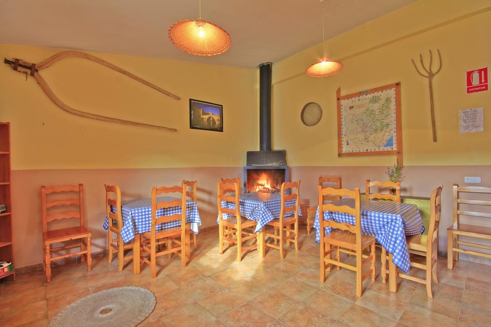 Albergue Barranc de la Serra Hostel in Aragon