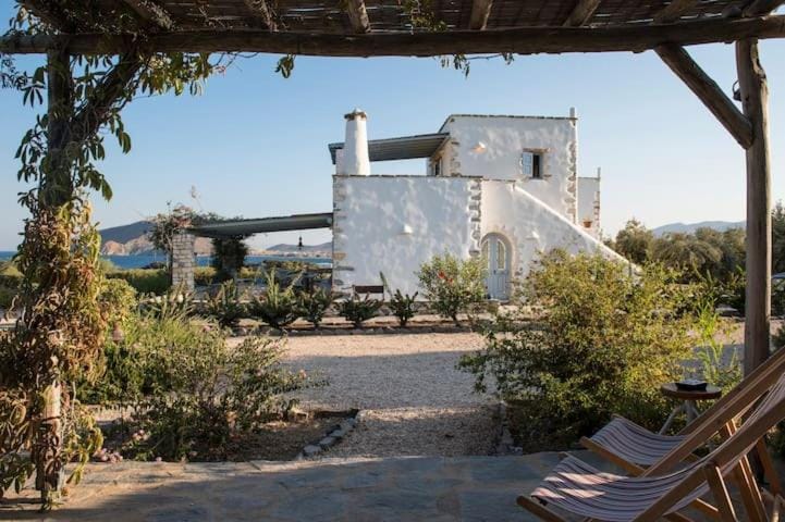 Villa Votsalo Paros (150 meters from sea) Villa in Paros, Greece