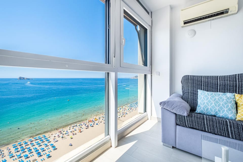 Day, Natural landscape, View (from property/room), Living room, Beach, Sea view, air conditioner