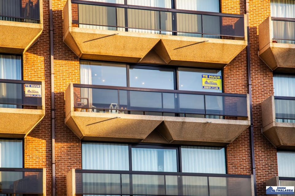Zeerust 0302 - sunny located flat with sea view - 4p Apartment in Koksijde