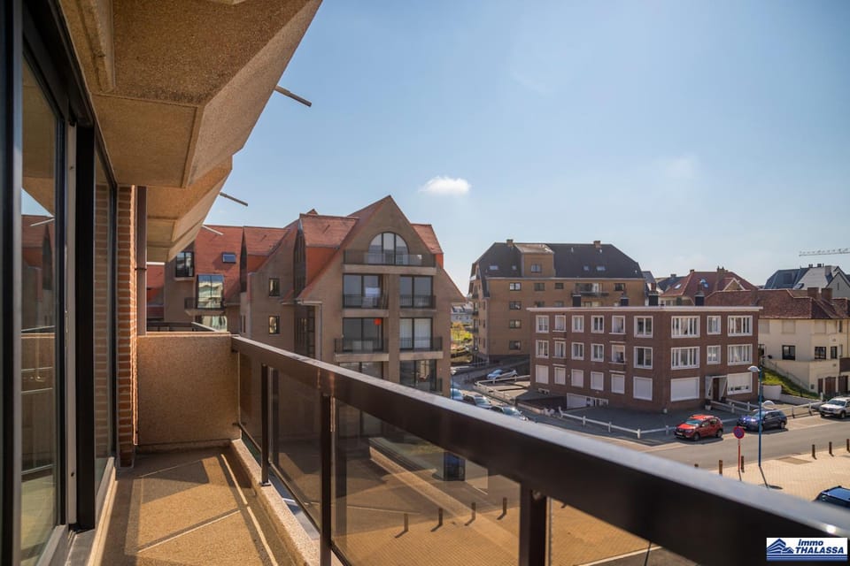 Zeerust 0302 - sunny located flat with sea view - 4p Apartment in Koksijde