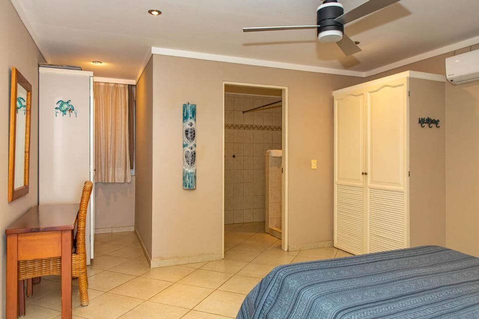 Oceanfront Flying Fish at Den Laman Apartment in Venezuela