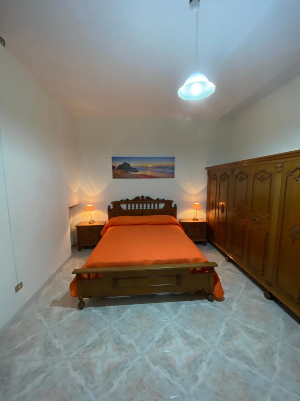 Bed, Photo of the whole room