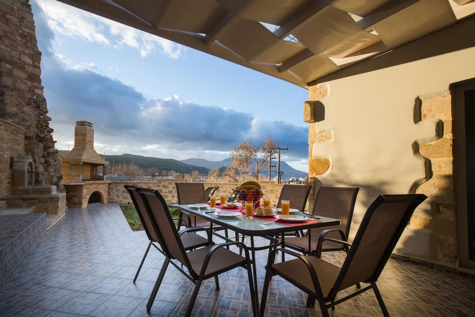 BBQ facilities, Garden, Balcony/Terrace