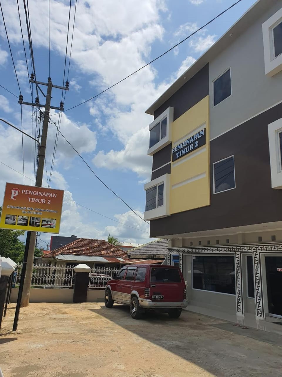 Property building, Facade/entrance