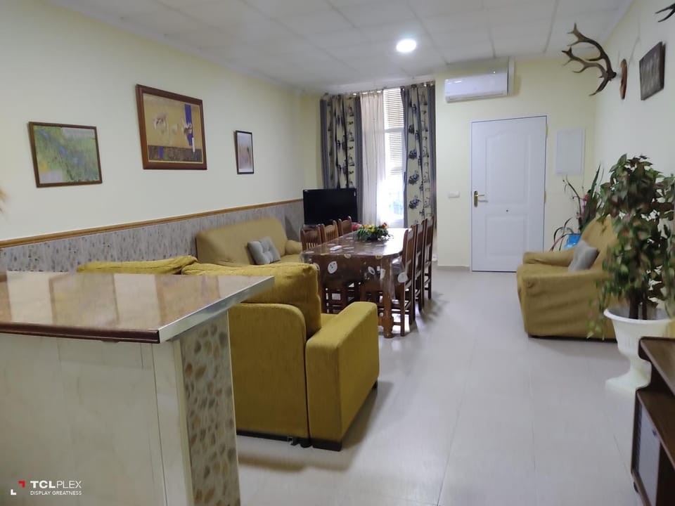 Communal lounge/ TV room, Lounge or bar