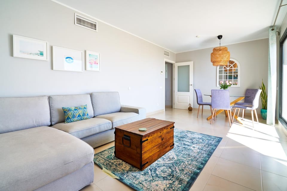 Sea View Penthouse, Pool, Privacy, Benalmadena Apartment in Benalmadena