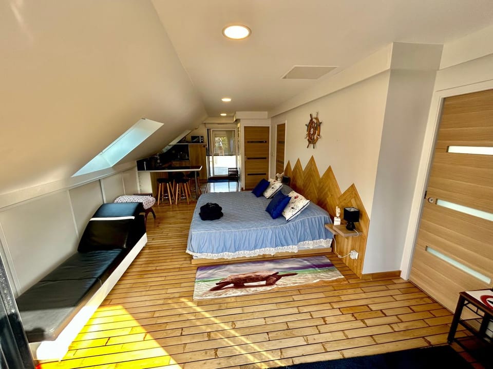 Property building, Living room, Bedroom