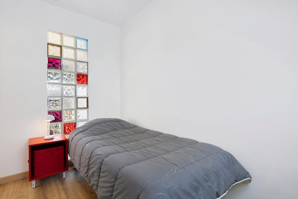 Living room, Bedroom