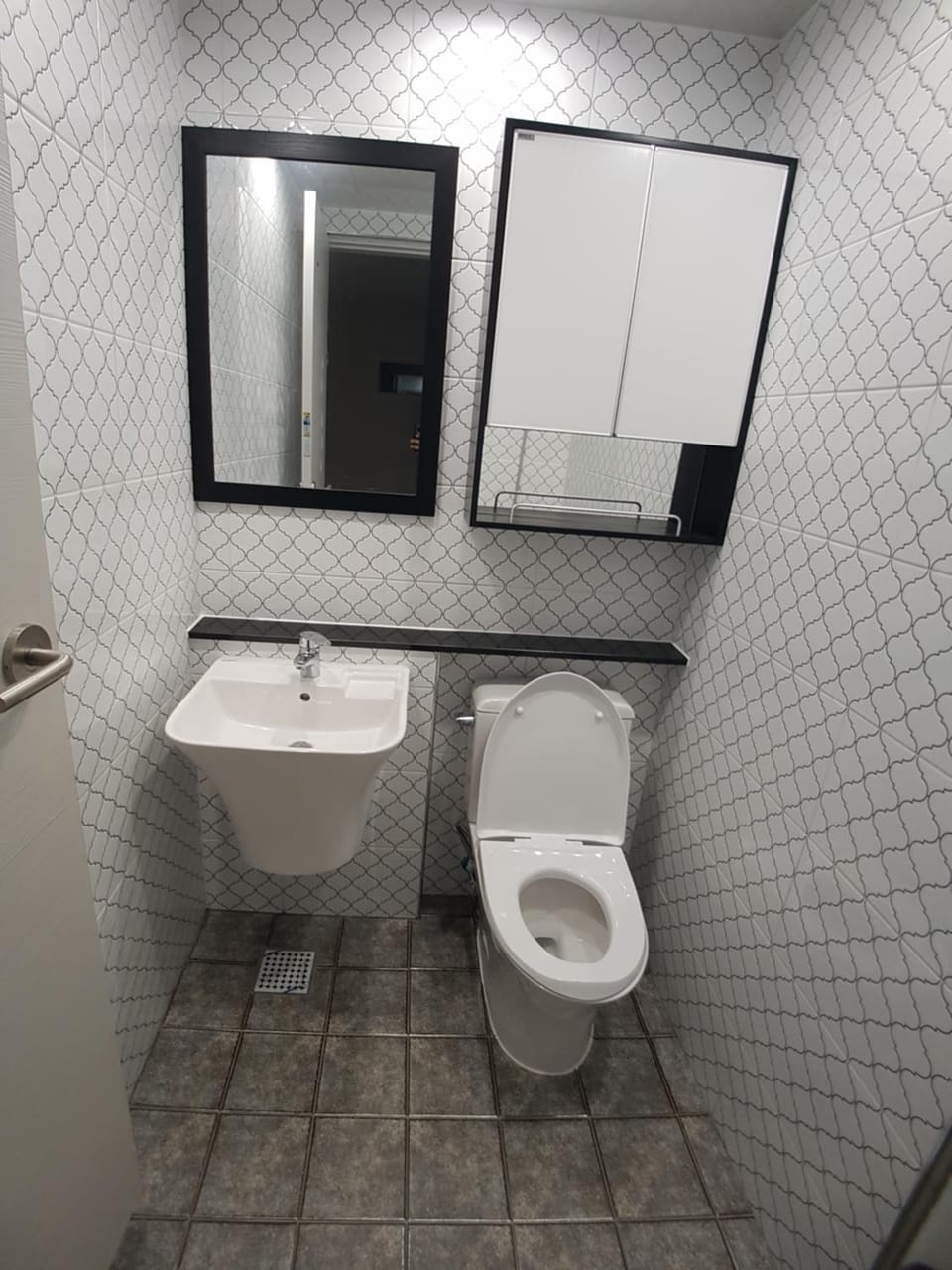 Toilet, Bathroom