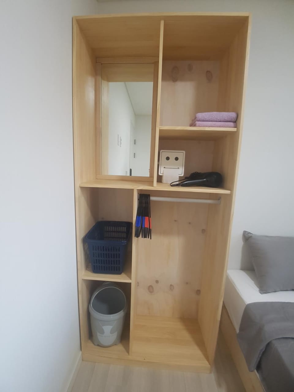 wardrobe