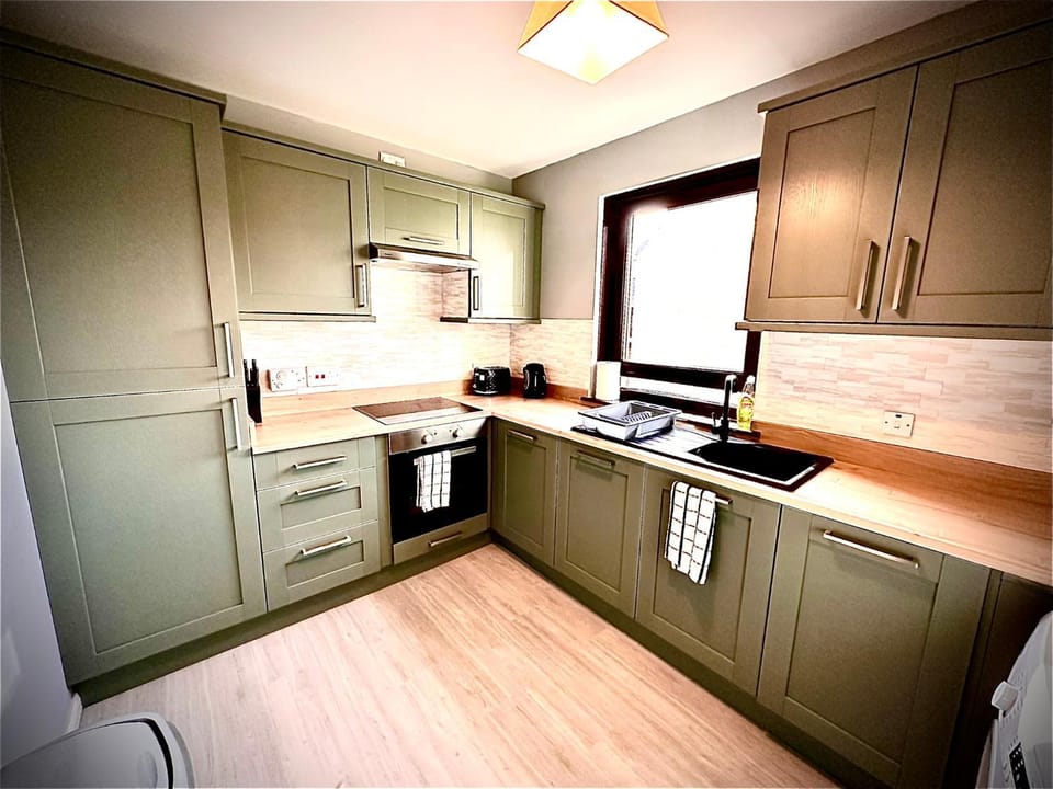 Grampian Serviced Apartments - Ladyhill Neuk - 1 Bedroom Apartment Bed and Breakfast in Elgin