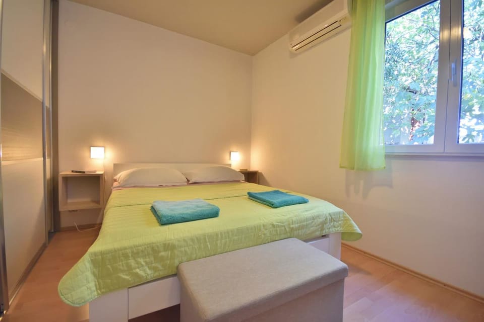 Room 4 Two Bed and Breakfast in Bol