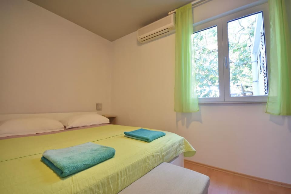 Room 4 Two Bed and Breakfast in Bol