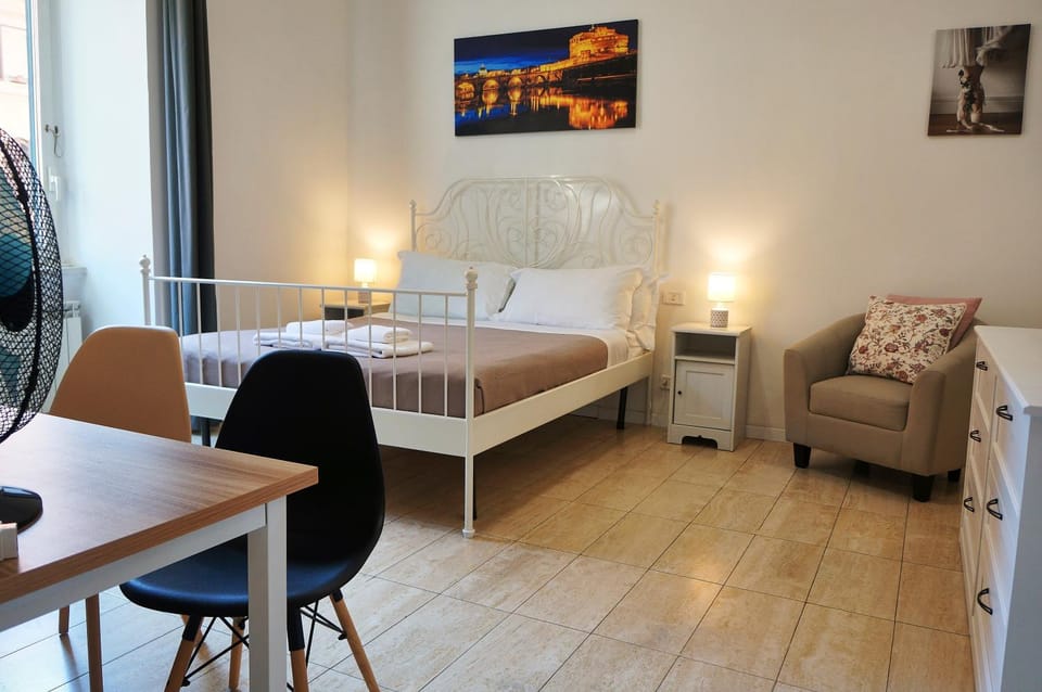 THE ROMAN WAY Museum Apartment in Rome