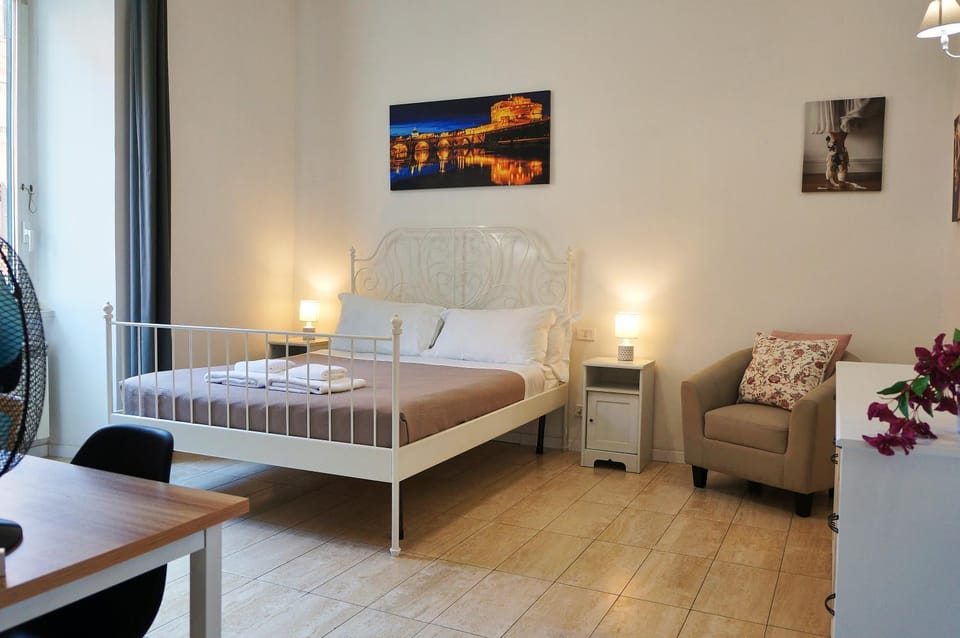 THE ROMAN WAY Museum Apartment in Rome