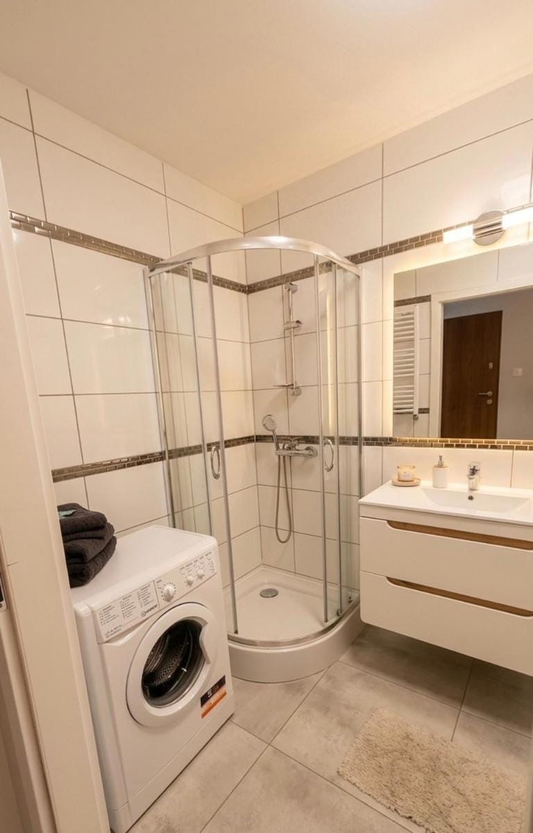 Apartament al. Solidarności Apartment in Poland