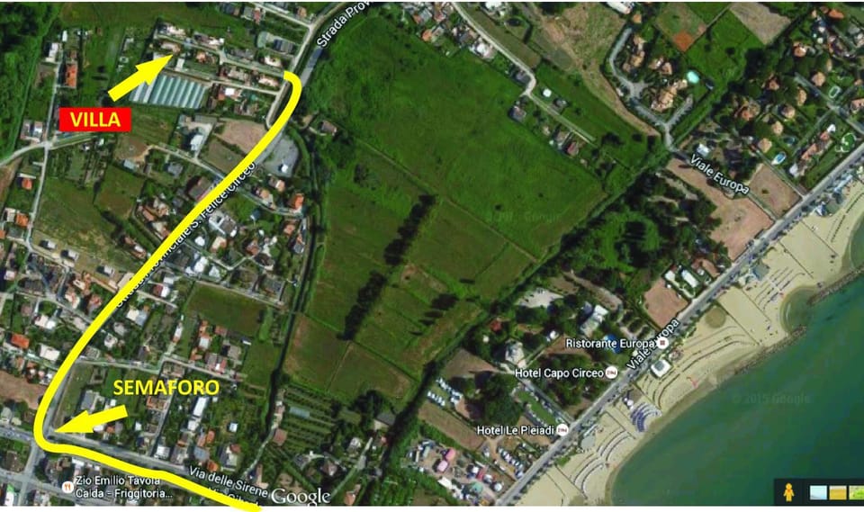 Bird's eye view, Sea view, Street view