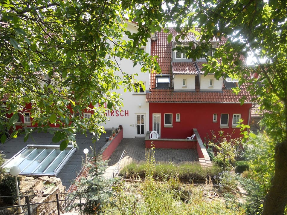 Property building, Day