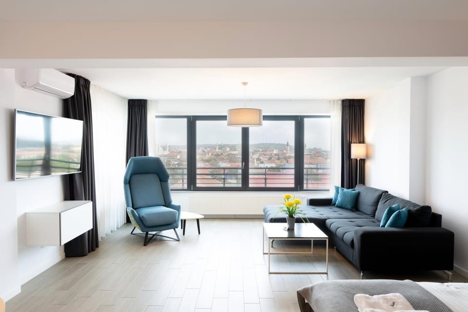 TV and multimedia, Living room, Seating area, air conditioner