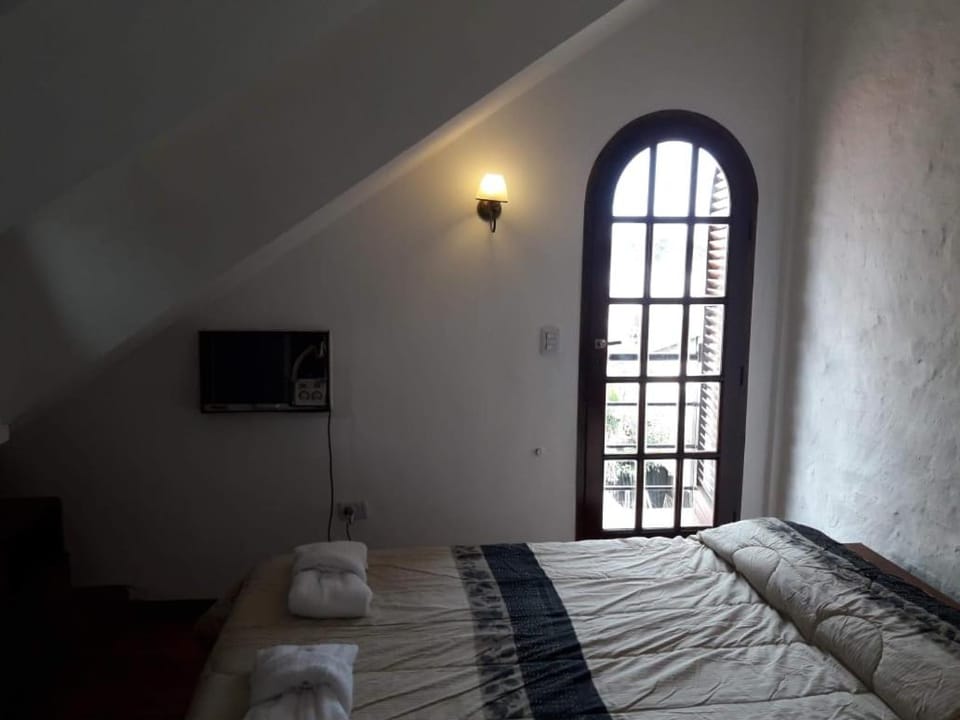Posada Villa club, Apart 3 cerca del aeropuerto el Palomar House in Buenos Aires Province